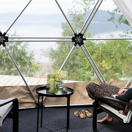 Fugelvagen, Cabins And Glamping Alvund Exteriör bild